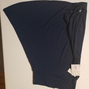 Bnwt navy lularoe azure